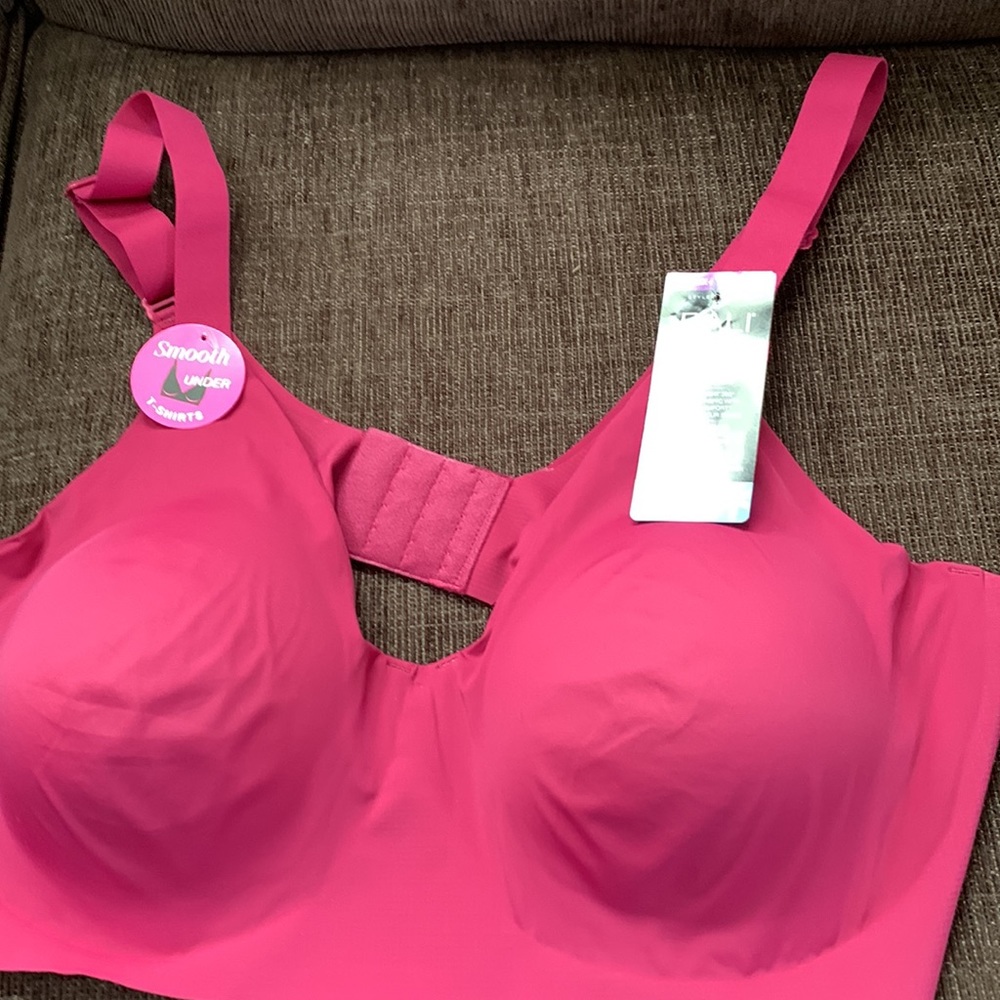 Bali Comfort underwire bra with cool comfort fabric.